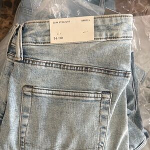 Slim Straight Airflex+ Jeans 36x30